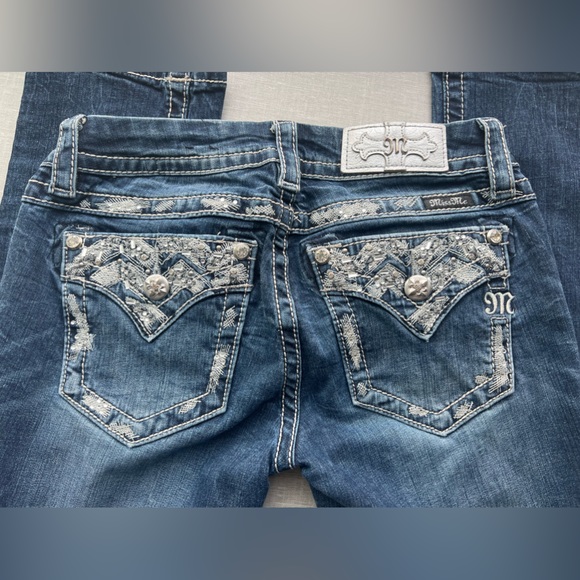 Miss Me Jeans - Picture 2 of 2